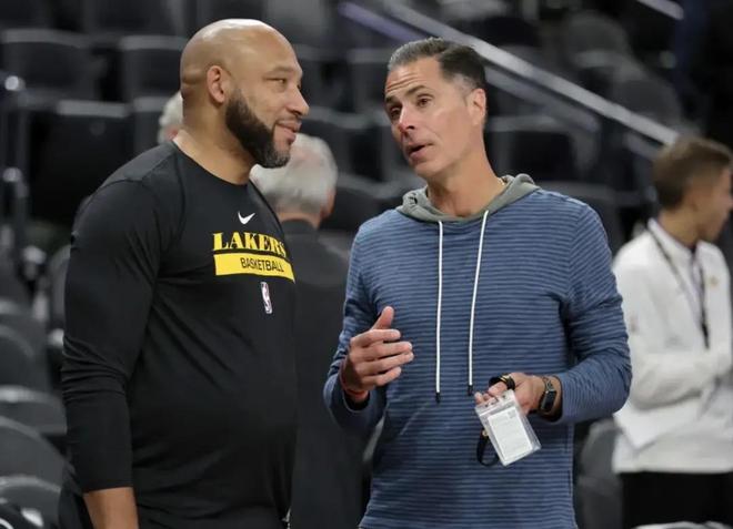 中国最孤独的奥运冠军：夺金后教练离场，几乎无人庆祝，背后原因曝光（中国最孤独的奥运冠军：夺冠瞬间教练离开，庆祝寥寥，原因揭晓）