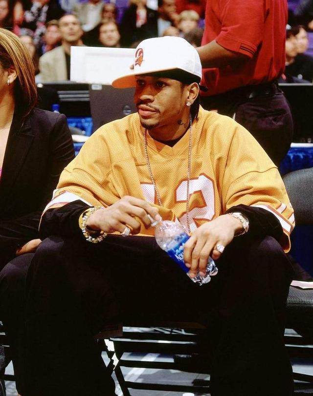 世界杯K组抽签出炉：葡萄牙、哥伦比亚、乌兹、洲际附加1胜者（世界杯K组签位揭晓：葡萄牙、哥伦比亚、乌兹别克斯坦与洲际附加赛1胜者同组）