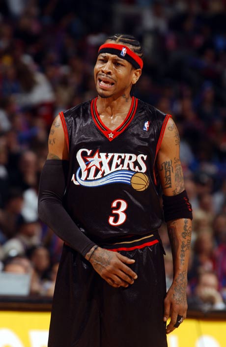 早报：内讧？卖个破绽罢了！（早报：内讧风波？只是故布疑阵！）